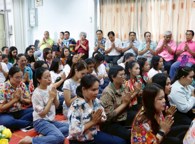 งานประเพณีทำบุญ และพิธีรดน้ำขอพรนักสหกรณ์อาวุโส ณ ... พารามิเตอร์รูปภาพ 41